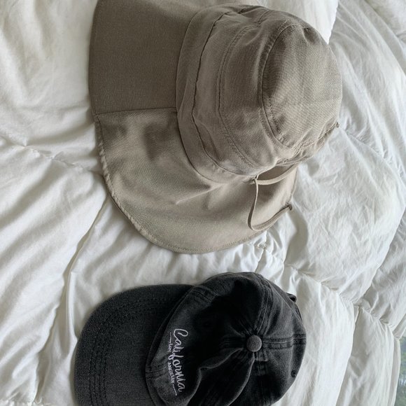 Caps - Picture 3 of 3